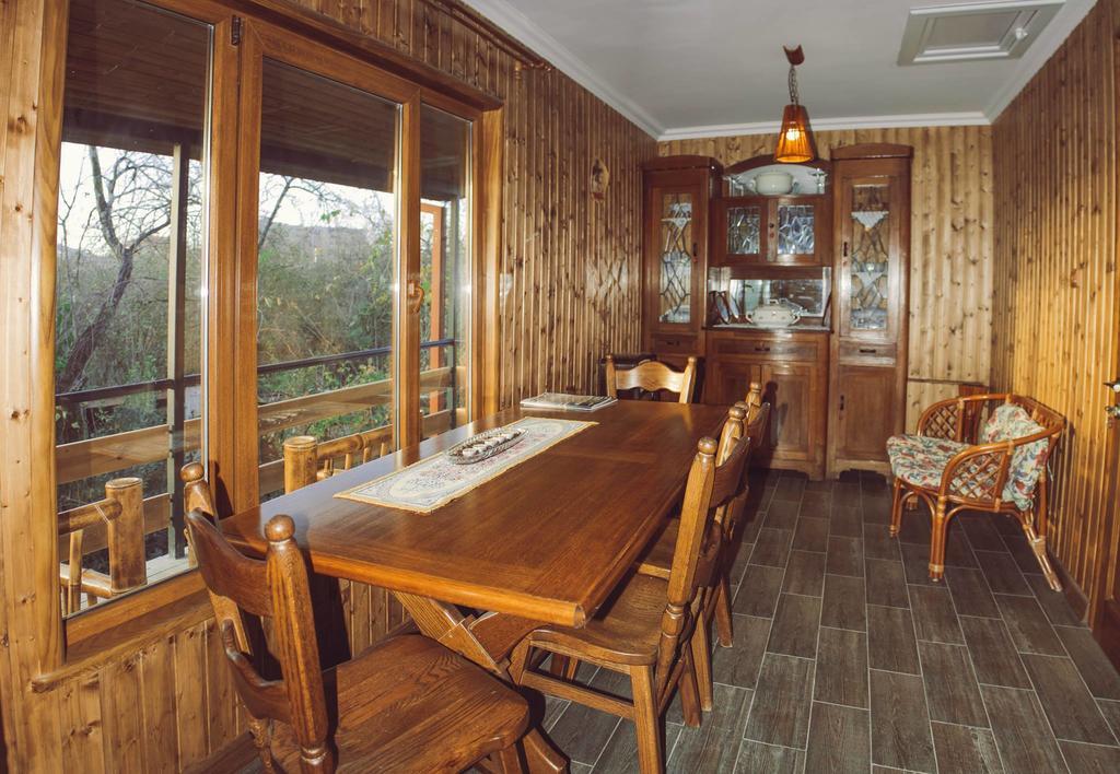 Casa De Khasia Zugdidi Esterno foto