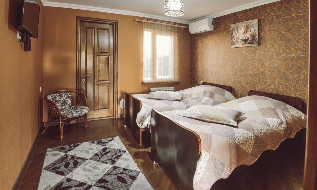Casa De Khasia Zugdidi Esterno foto