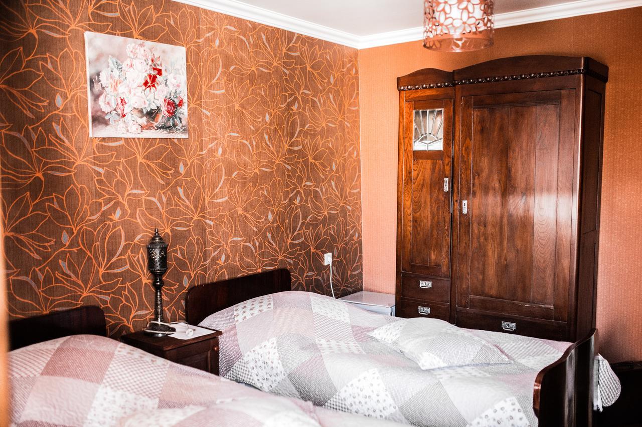 Casa De Khasia Zugdidi Esterno foto