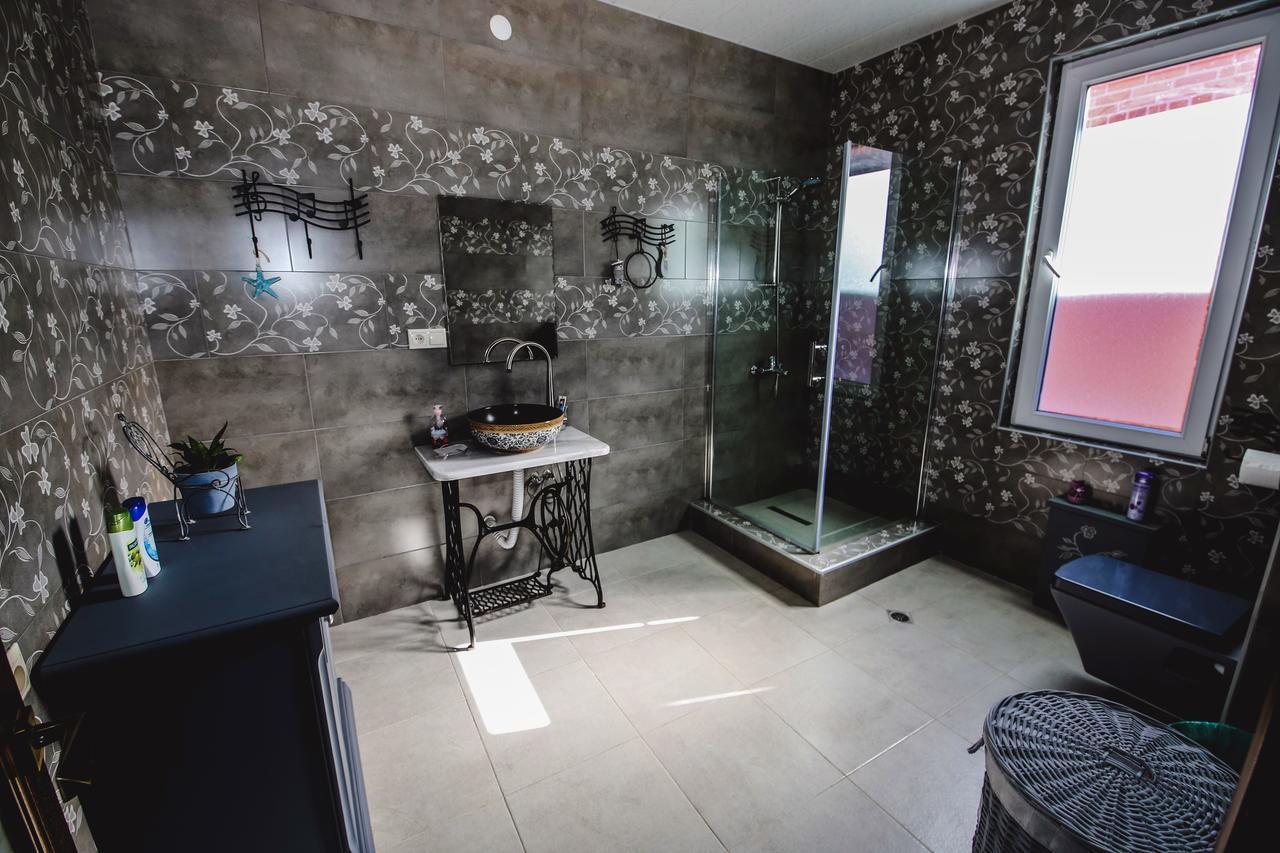 Casa De Khasia Zugdidi Esterno foto