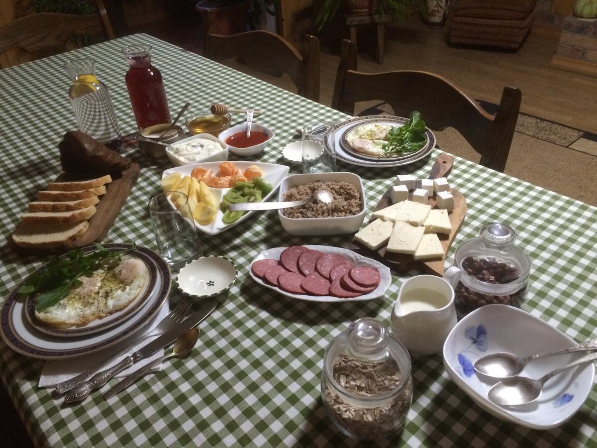 Casa De Khasia Zugdidi Esterno foto